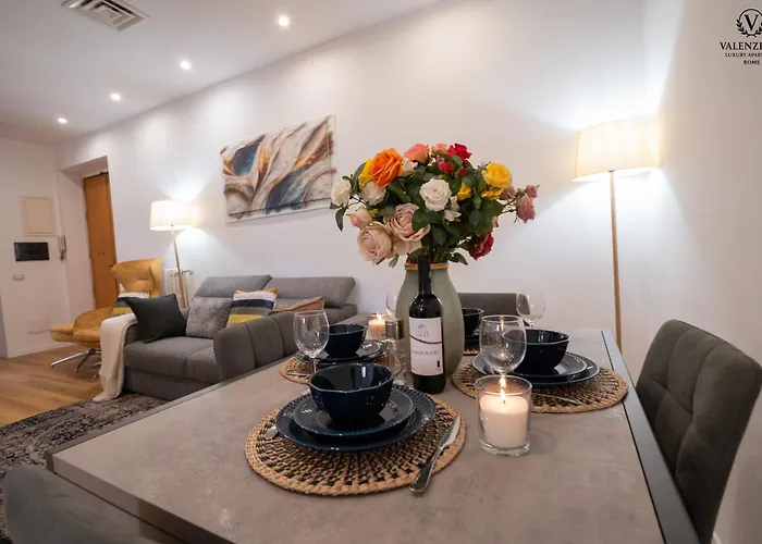 Valenziani Luxury 3br In Appartamento