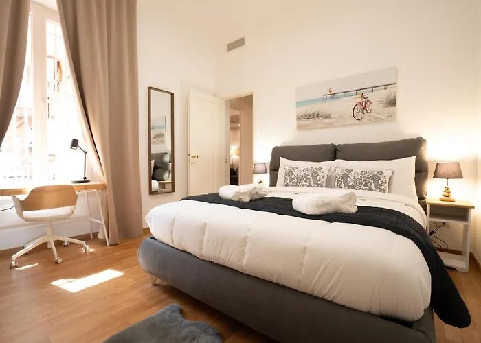 Appartamento Valenziani Luxury 3br In *