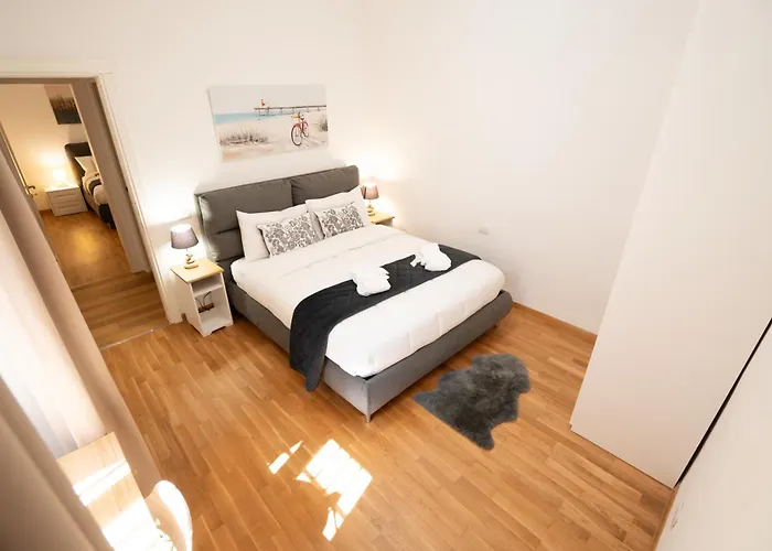 Valenziani Luxury 3br In Appartamento *